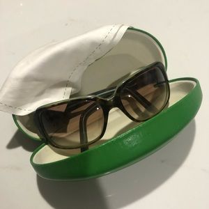 EUC Kate Spade Tortoise Sunglasses with Case and dust wipe